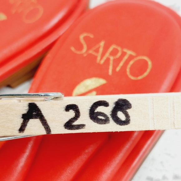 New Sarto By Franco Sarto Women's Red Leather Gwyneth Slide Flat Sandals A268 - Picture 12 of 12